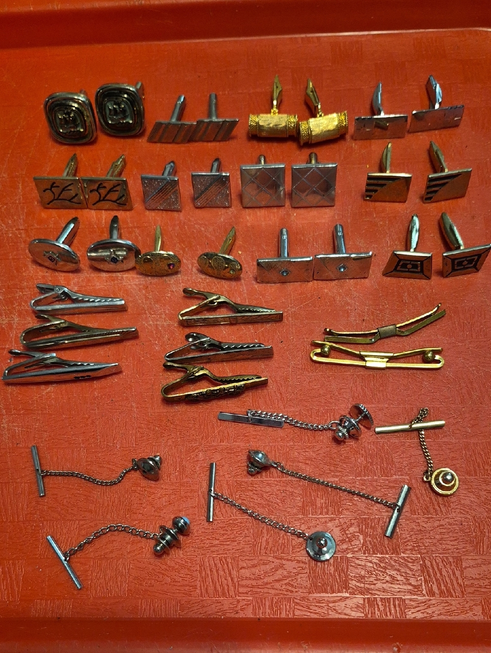 Assorted Men's Cufflinks and Tie Clips Set in Gold & Silver Tones